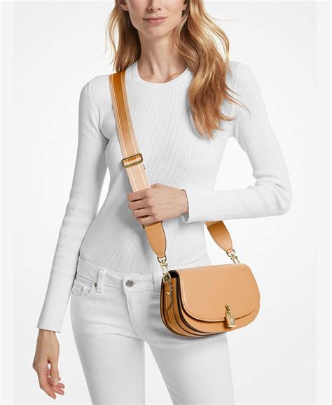 michael kors sling messenger